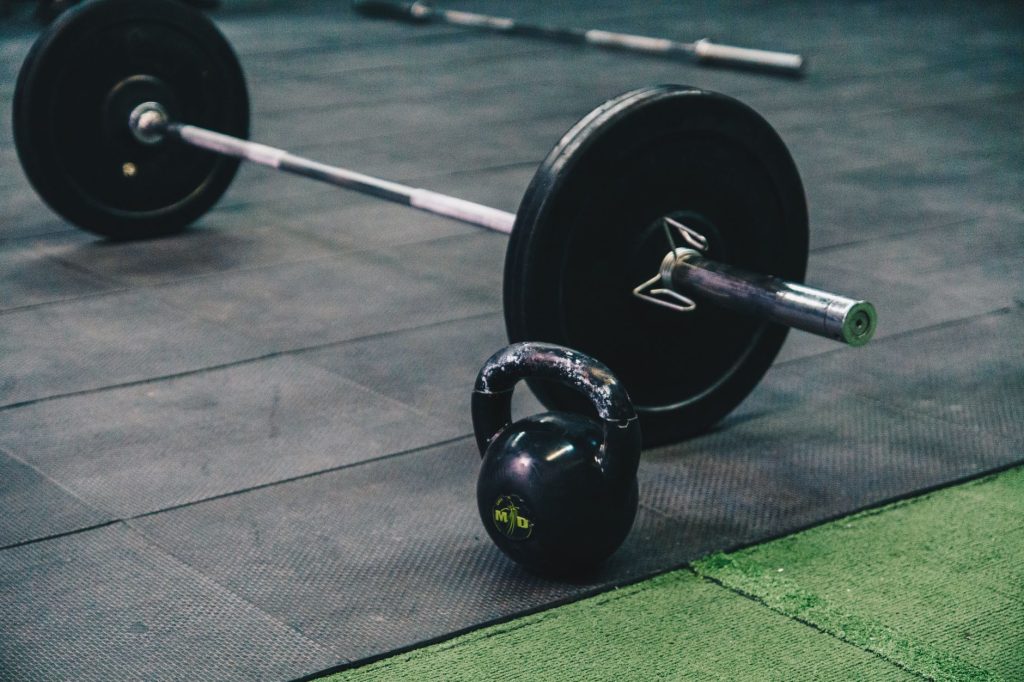 Entraînement de musculation et préparation physique d'un athlète